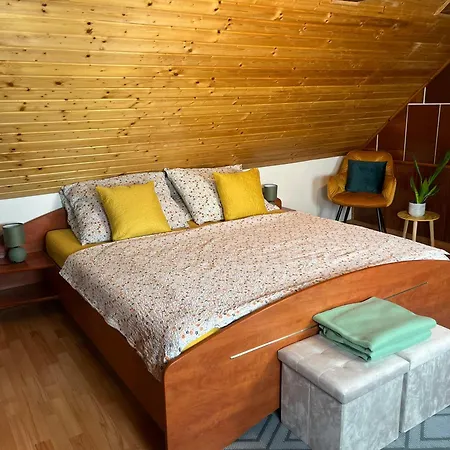 Prazdninovy Dom Janka Vakantiehuis Liptovský Mikuláš